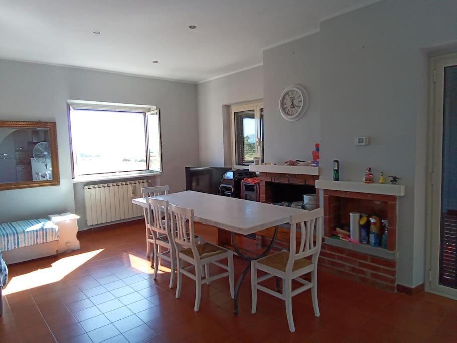 Appartamento Luminosissimo Con Vista Panoramica Marina di Cerveteri Exteriör bild